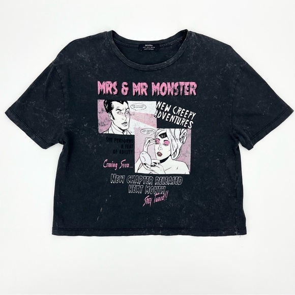 Bershka Mrs and Mr Monster Comic Graphic Cropped Crew Neck Tee - Picture 1 of 7